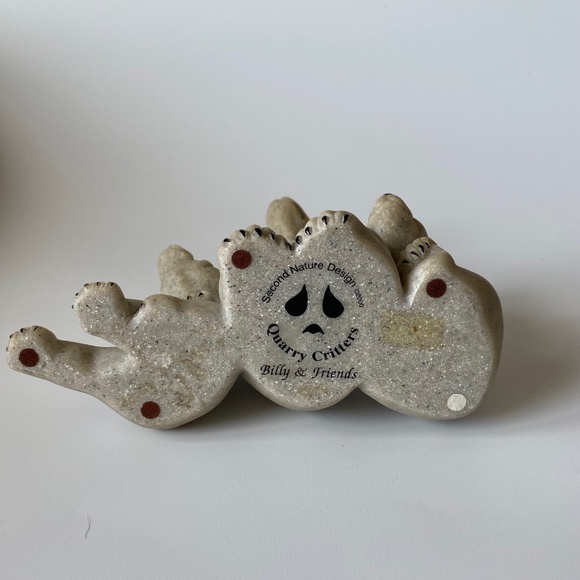 Vintage Quarry Critters Figurine: "Billy & Friends” Bear Family by Second Nature - Picture 8 of 8